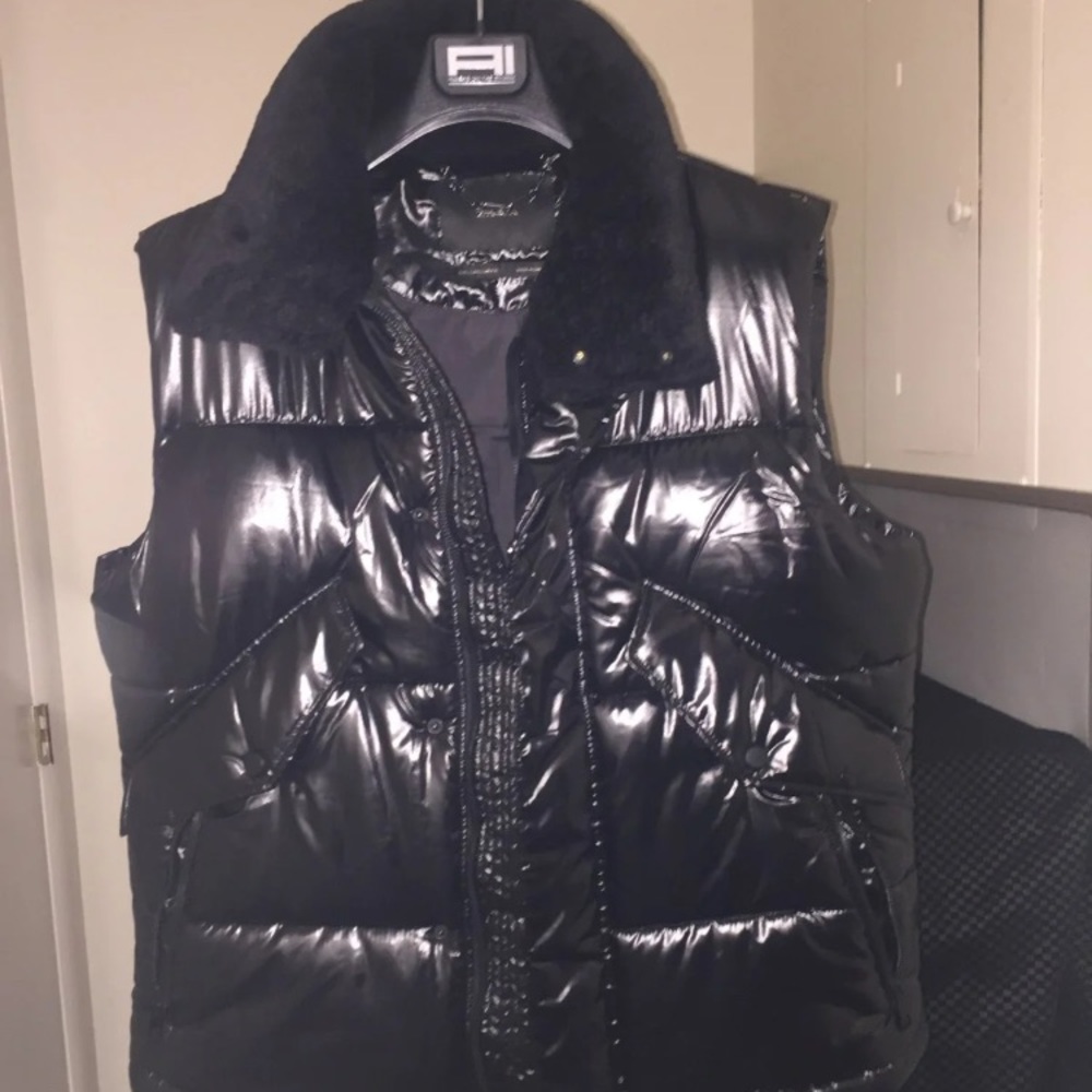 Zara Men’s Vest